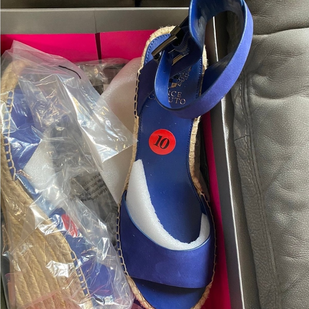 Vince Camuto Shoes